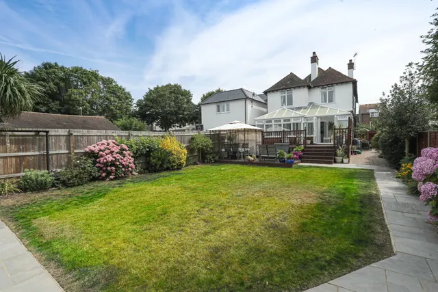 Twiss Road, Hythe, CT21, photo 2