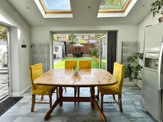 Northfield Road, Church Crookham, GU52, photo 3