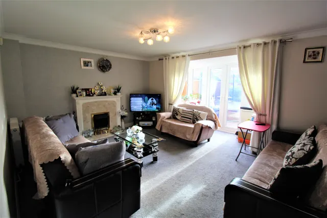 Photo 2 — Advice Avenue, Grays, Essex, RM16 6QN