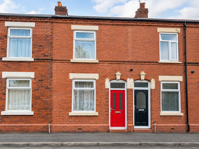 Hawthorn Street, Audenshaw, M34, photo 1