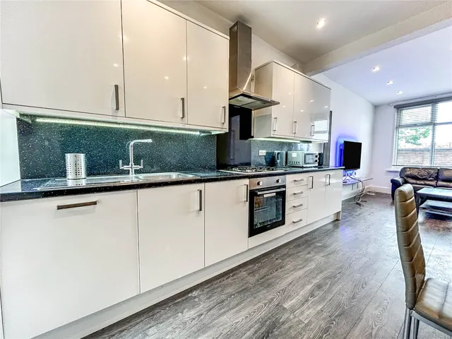 Moseley Road, Fallowfield, M14, photo 1