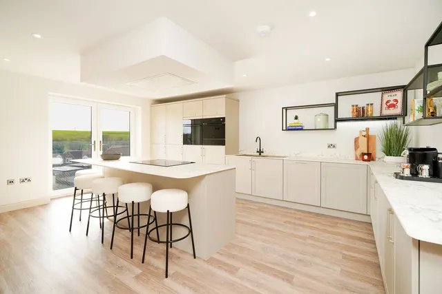 Blyth Road, S66, photo 3