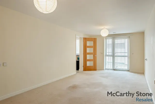 Foxes Road, Newport, PO30, photo 2
