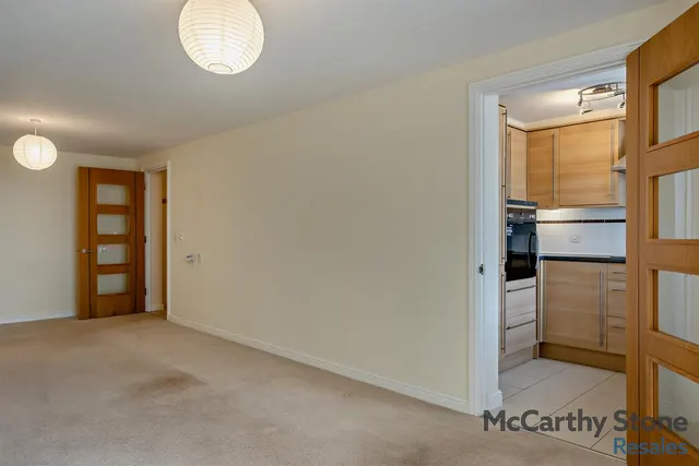 Foxes Road, Newport, PO30, photo 3