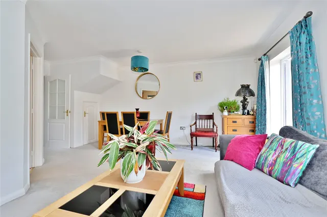 Bonsey Lane, Woking, GU22, photo 2