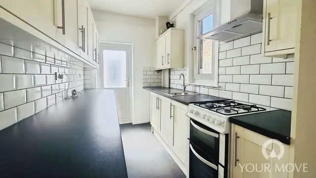 Photo 3 — New House Lane, Gravesend, Kent, DA11
