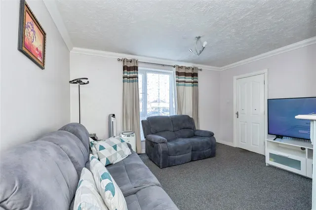 Hackett Road, New Parks, LE3, photo 3