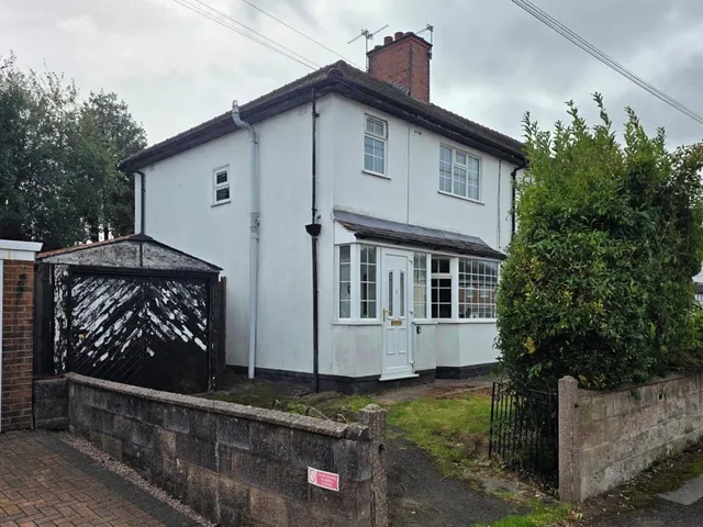 Mayfield Place, Newcastle, ST5, photo 1