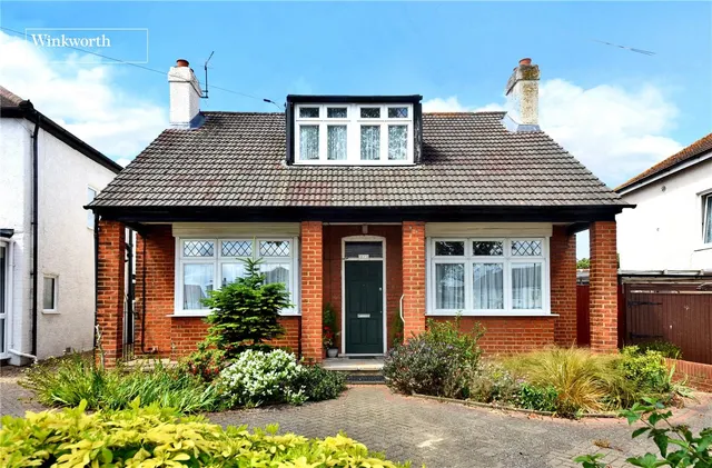 Langley Avenue, Worcester Park, KT4, photo 1