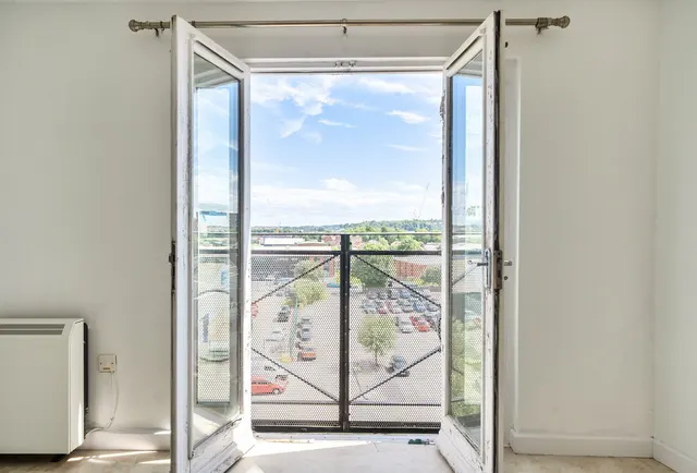 Waterloo Road, Bristol, BS2 0PL, photo 1