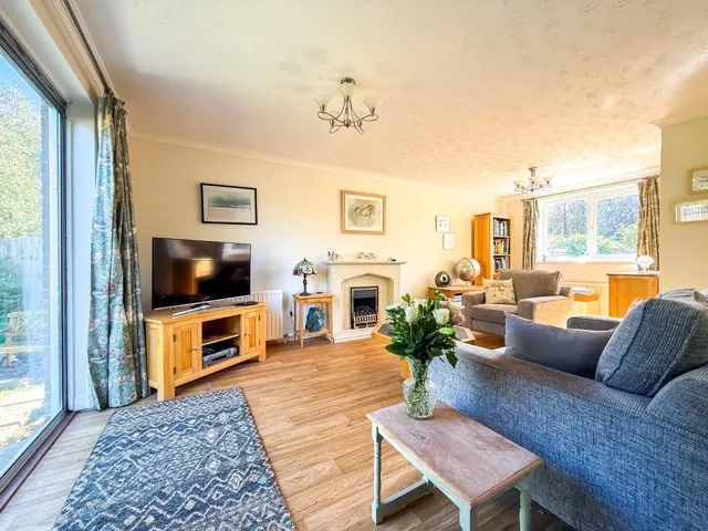 White Oak Way, Nailsea, BS48, photo 2