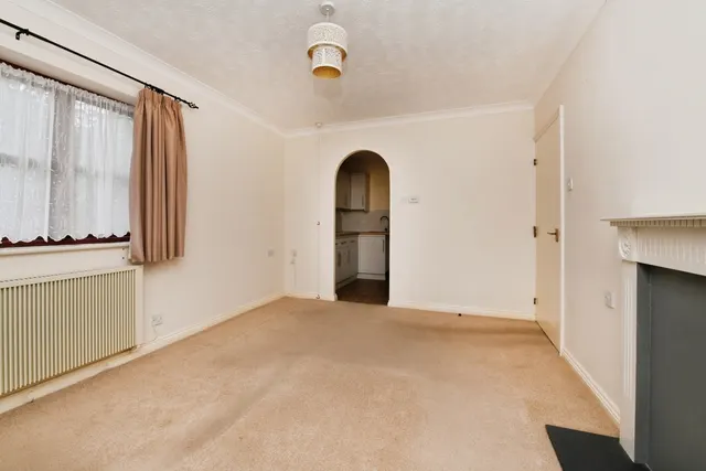 Photo 3 — Baddow Road, Chelmsford, Essex, CM2