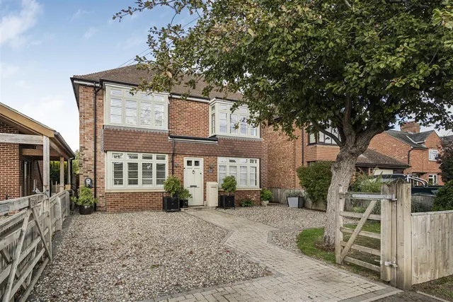 Bicester Road, Launton, photo 1