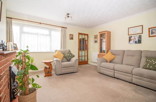 Photo 2 — Alameda Way, Waterlooville, PO7 5HB