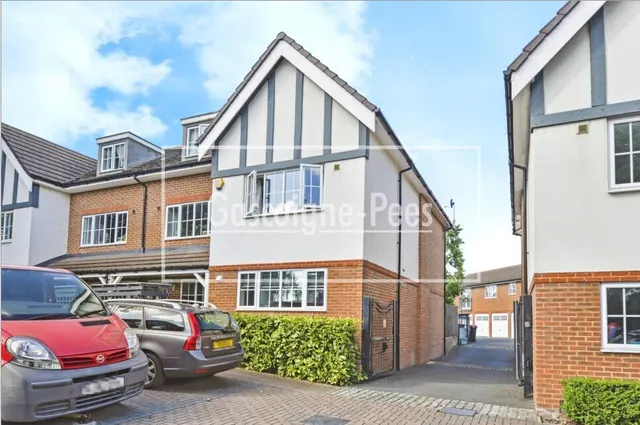 Cuddington Avenue, KT4, photo 1