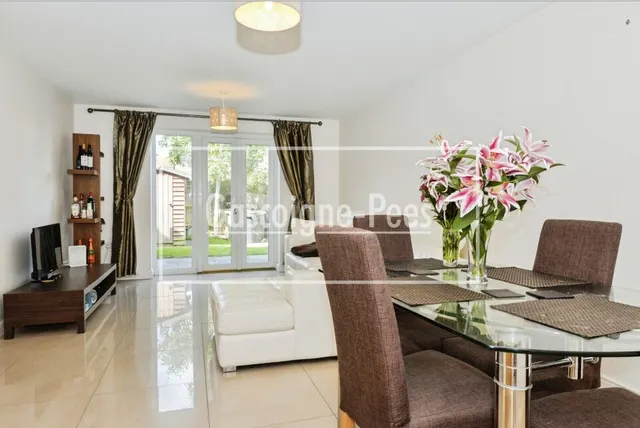 Cuddington Avenue, KT4, photo 3