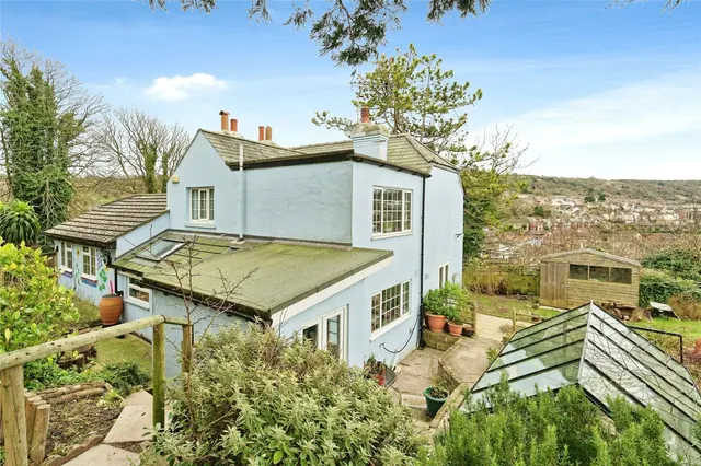 Photo 2 — Vale View Road, Dover, Kent, CT17