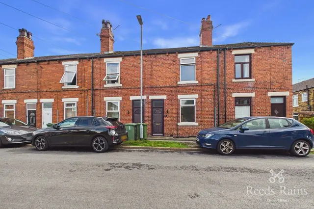 Oakwood Drive, Rothwell, West Yorkshire, LS26, photo 1