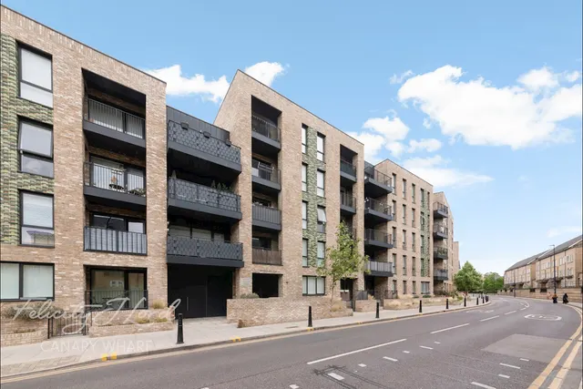 Westferry Road, London, E14, photo 2