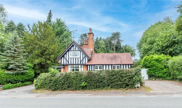 Brookhouse Road, Barnt Green, Birmingham, Worcestershire, B45 8JR, photo 1