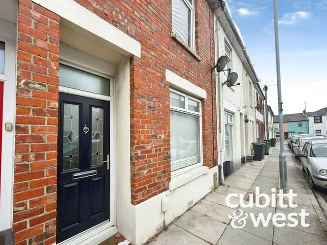 Reginald Road, Southsea, PO4, photo 1