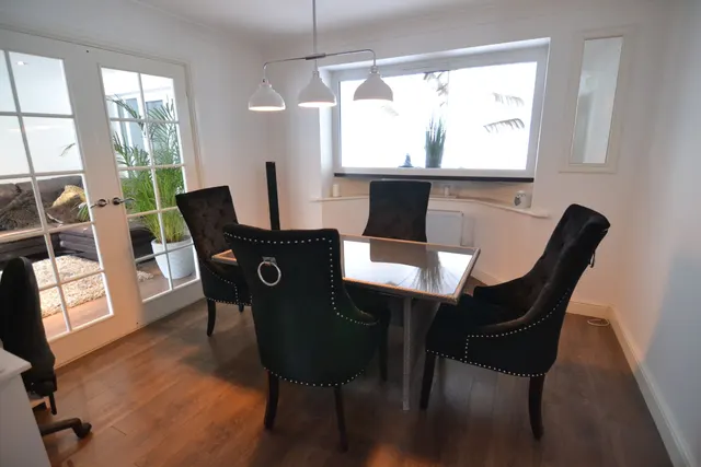 Barbel Drive, Wolverhampton, West Midlands, WV10 0TQ, photo 1