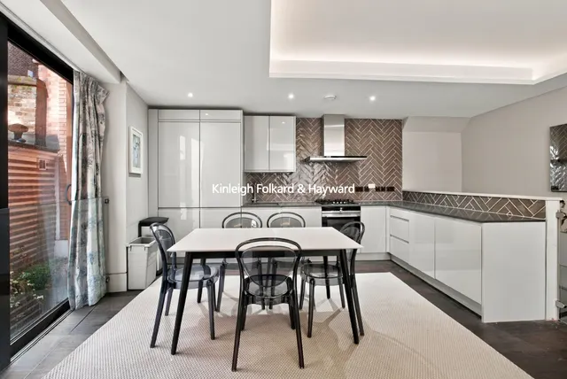 Roger Street, Clerkenwell, WC1N, photo 2