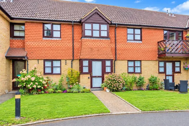 Wildern Lane, Hedge End, SO30, photo 1