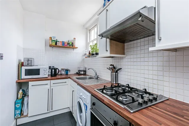 Bedford Road, Clapham, London, SW4, photo 1