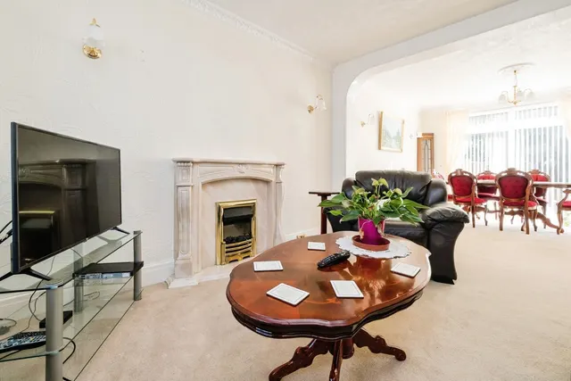 Photo 3 — Minster Way, Hornchurch, Essex, RM11