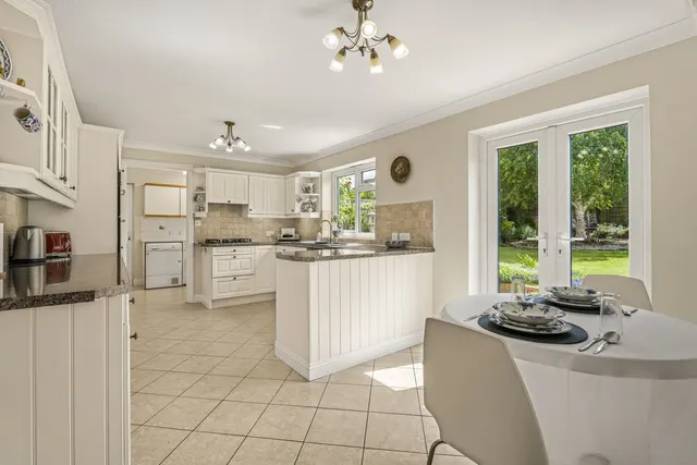 Linden Avenue, Prestbury, GL52, photo 3