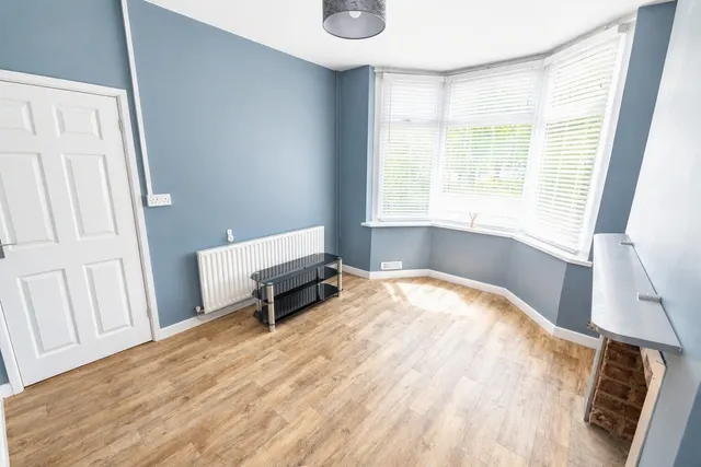 Llantarnam Road, Cwmbran, NP44, photo 3