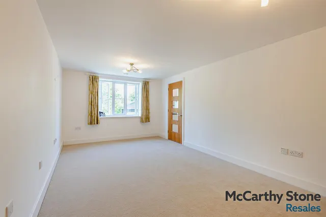 High Street, Cranbrook, TN17, photo 3