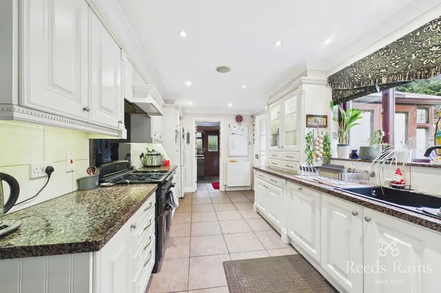 Photo 2 — Hall Lee Fold, Lindley, Huddersfield, West Yorkshire, HD3