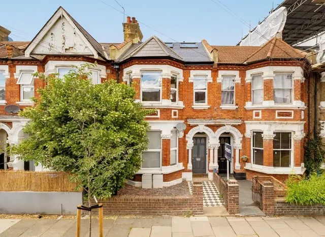 Herbert Gardens, Kensal Rise, NW10, photo 1