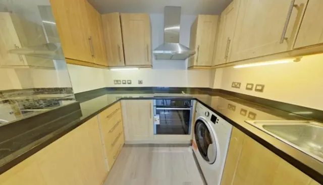 Lyon Road, Harrow, HA1, photo 1