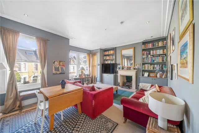 Narbonne Avenue, Clapham, SW4, photo 2