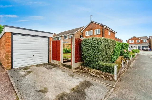 Photo 2 — Harebell Close, Cannock, Staffordshire, WS12