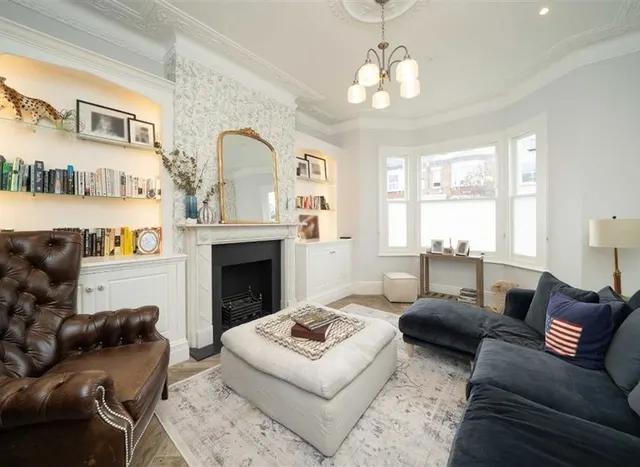 Photo 3 — Caldervale Road, Clapham, SW4