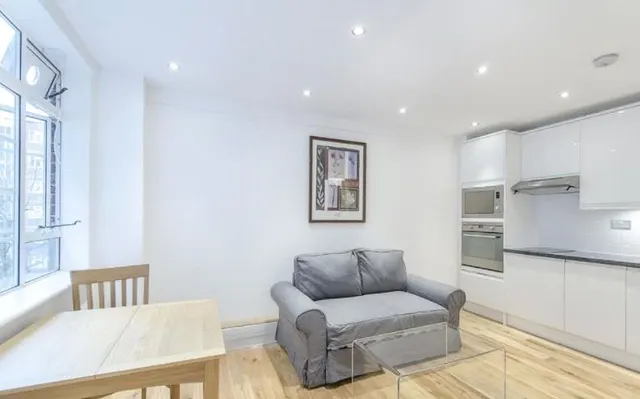 Sloane Avenue, London, SW3, photo 3