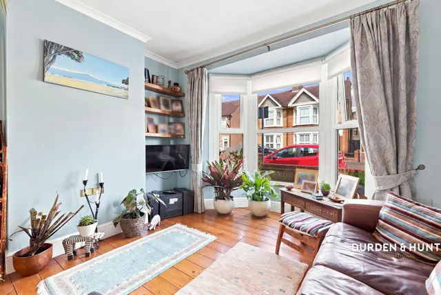 Clydesdale Road, Hornchurch, RM11, photo 3
