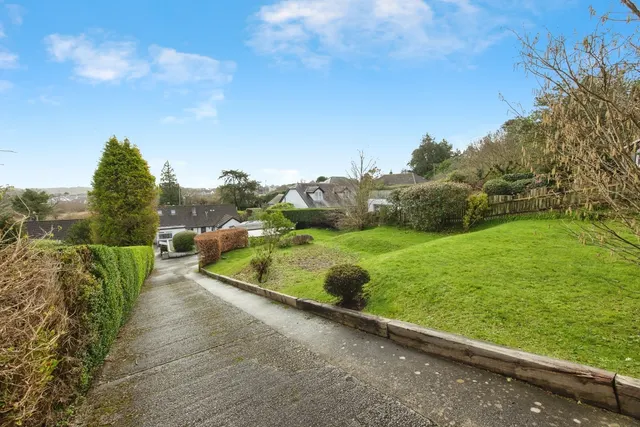 Hill Park Crescent, St. Austell, PL25, photo 2