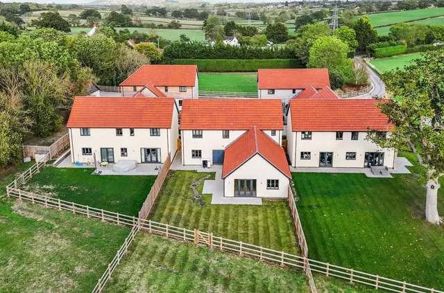 Pipers Farm, Berhill, TA7, photo 2