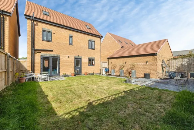 Photo 2 — Horsely Way, Eaglescliffe, Stockton-on-Tees, TS16