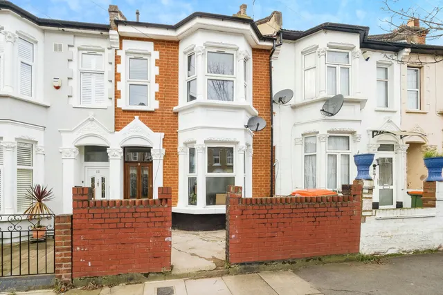 Liddington Road, London, E15, photo 1