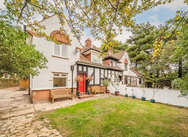 Lower Marsh Lane, Kingston Upon Thames, KT1, photo 1