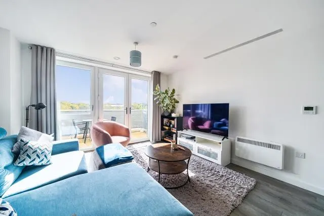 Chieftain Road, Longcross, KT16, photo 3