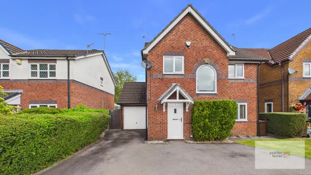 Smithills Hall Close, Ramsbottom, BL0 9FF, photo 1