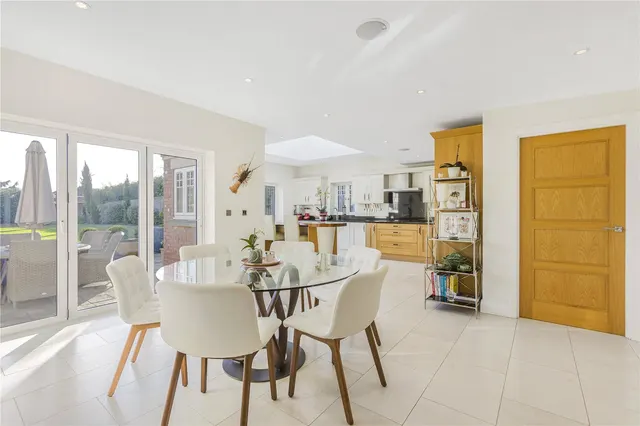 Photo 3 — Hanyards Lane, Cuffley, Hertfordshire, EN6 4AS