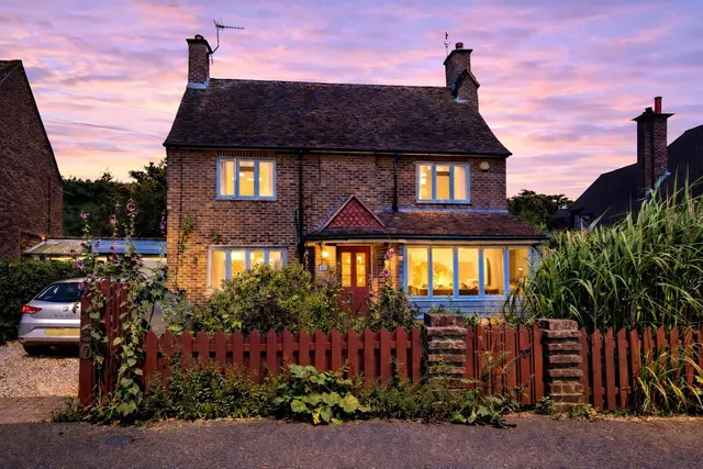 Cooden Drive, Bexhill-On-Sea, TN39 3AH, photo 1